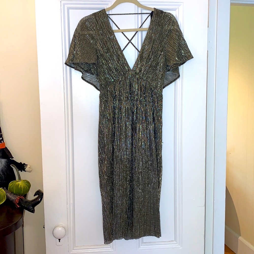 Halston Heritage midi metallic cap sleeve illusion hem dress. Size 8.